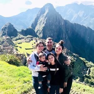 Meet your Posher, Ninoska